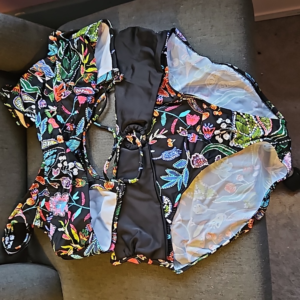 Two piece swinsuit